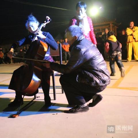 (独自奔走)独自奔跑: 探索生命中的孤独与坚强